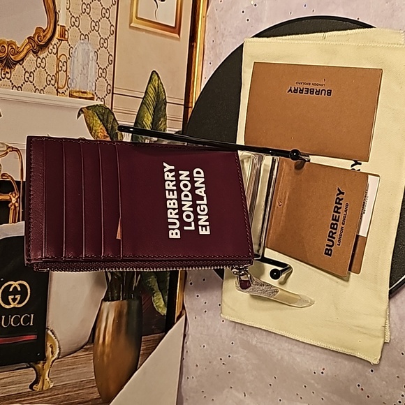 BURBERRY LONDON ENGLAND ALWYN LEATHER POUCH/CARD HOLDER - Picture 4 of 13